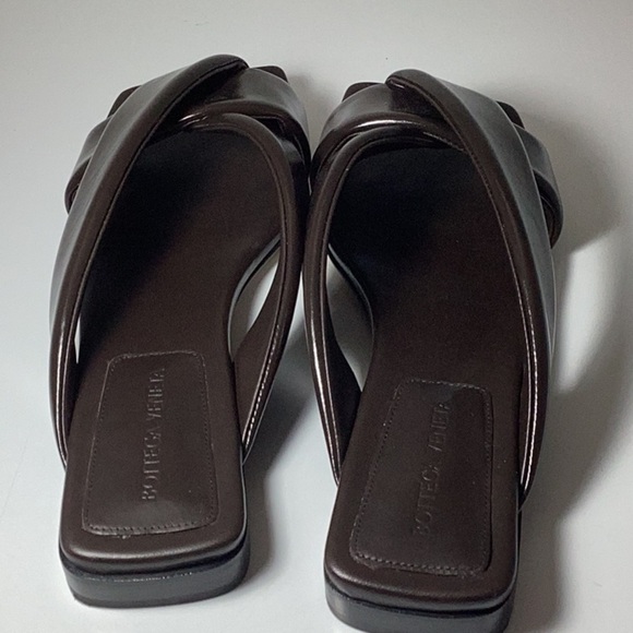 BOTTEGA VENETA 
Riva Flat Mule
$ 950 - Picture 10 of 14